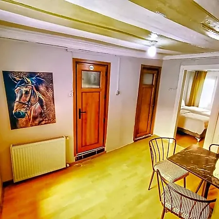 Hostel Taksim History Wooden Istanbul