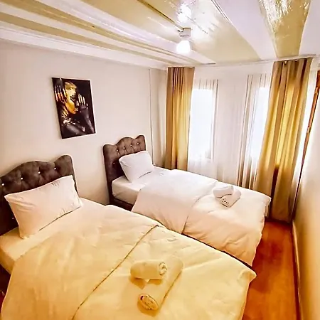 Taksim History Wooden Hostel Istanbul