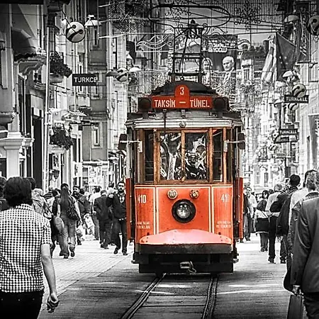 Hostel Taksim History Wooden *